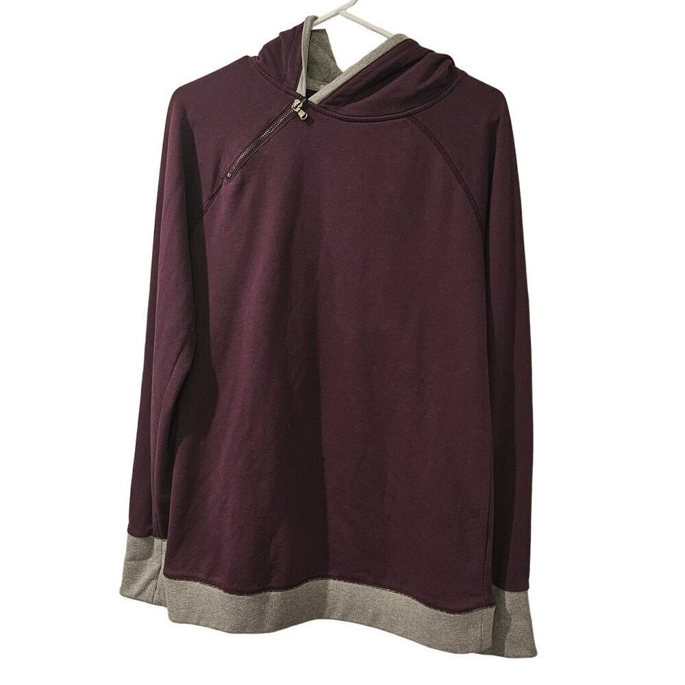 Women’s Plum Pullover Hoodie with Contrast Hem